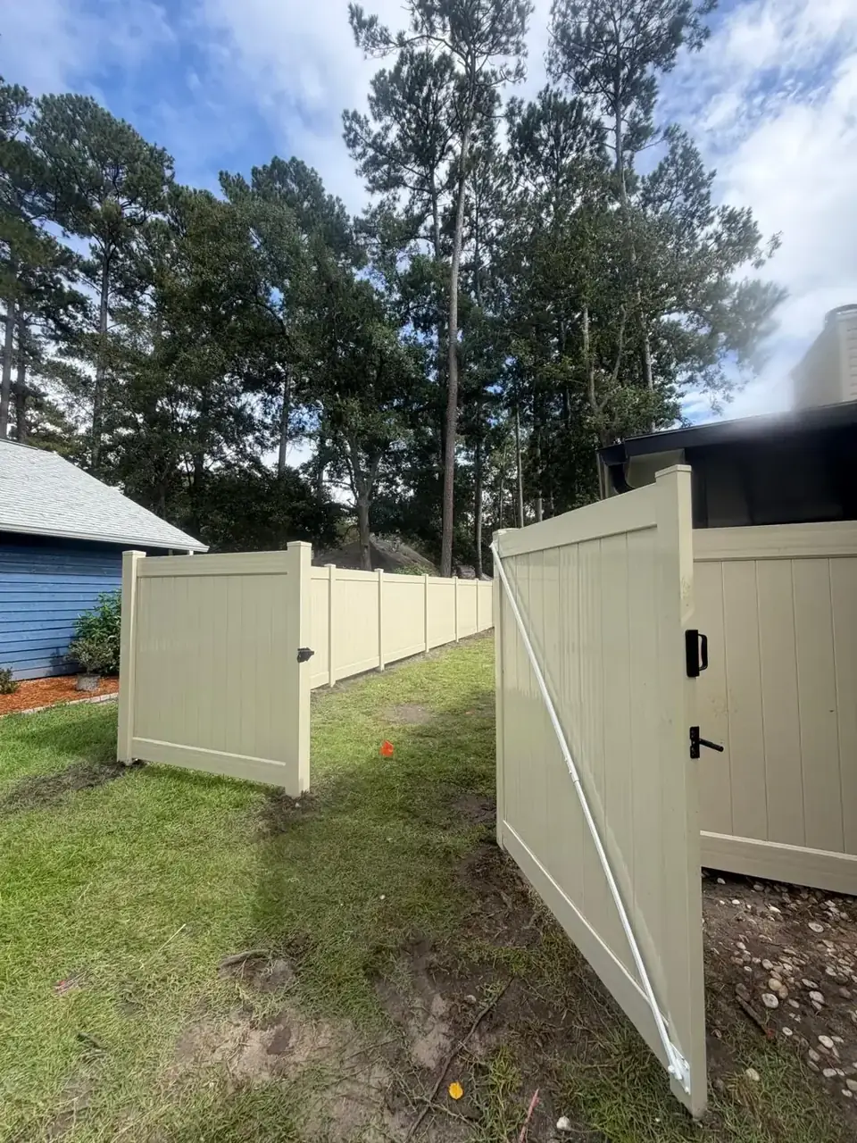 Tan vinyl gates
